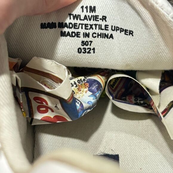 TOMMY HILFIGER | Women's Embossed White Trainers Fashion Sneakers Athletic Shoes - Picture 12 of 12